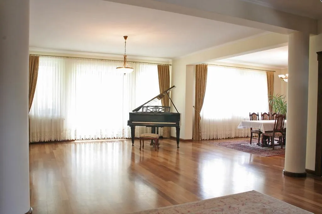 Villa Sofia Краков 0*,
